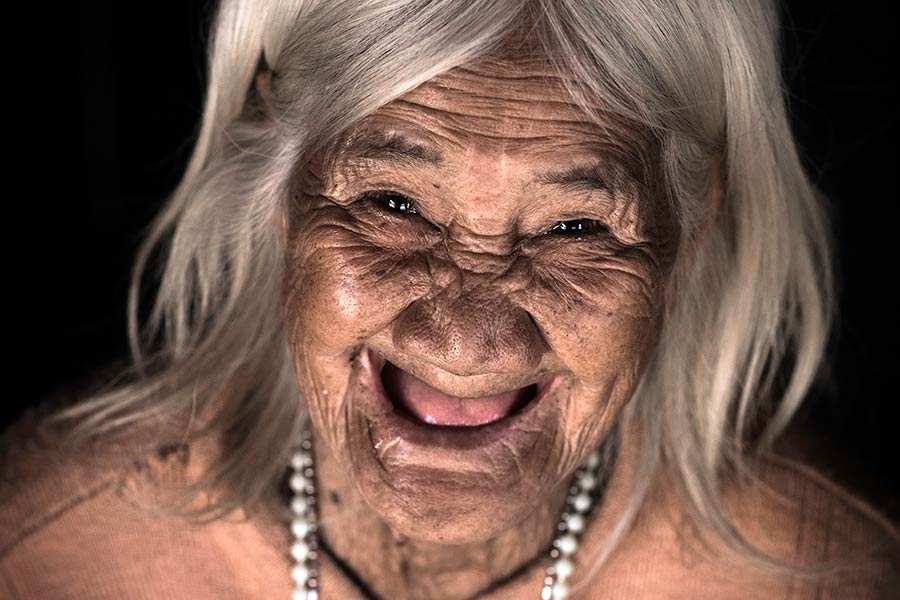 portraits rehahn vietnam people ageless beauty photograph