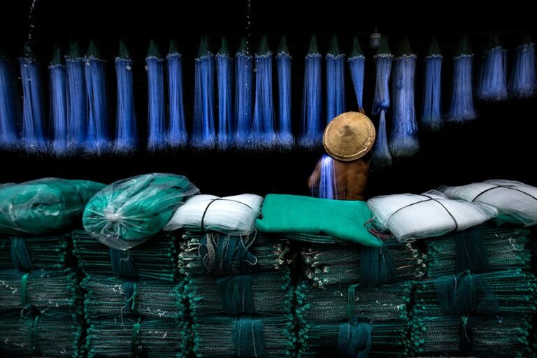 fishing-vietnam-fisherman-rehahn-photograph