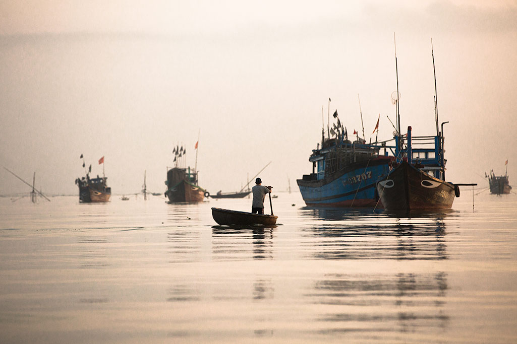 hoi an fishing vietnam photo rehahn