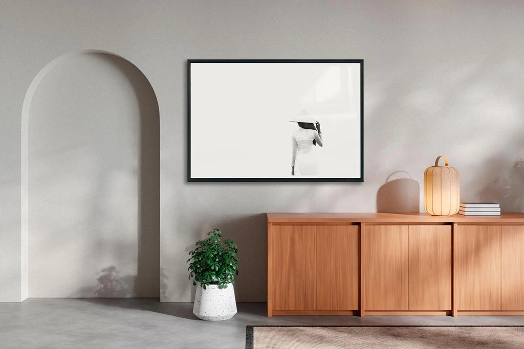 Ao Dai Fine Art Photography – Décoration murale, photo de Réhahn Photographie d’art d’un Ao Dai vietnamien – décoration murale fine art par Réhahn